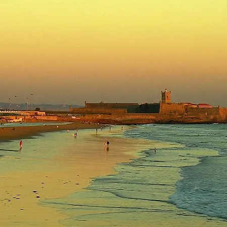 Aomo Art Space Guest house Oeiras