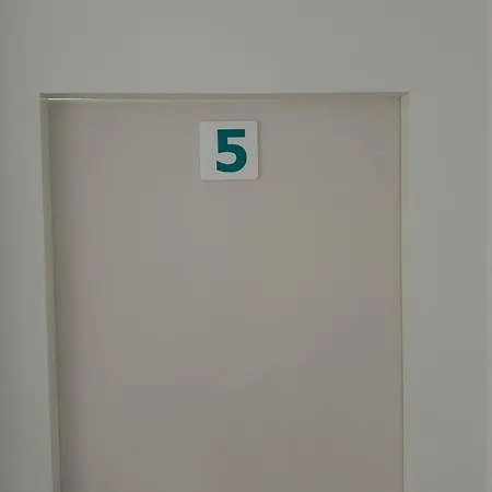 Aomo Art Space Guest house