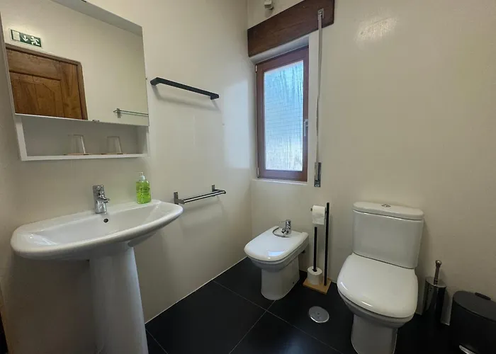 Aomo Art Space 4* אוייראס