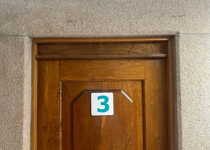 Aomo Art Space בית הארחה אוייראס