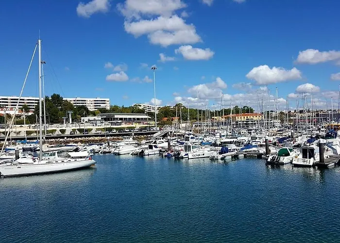 Aomo Art Space 4* אוייראס