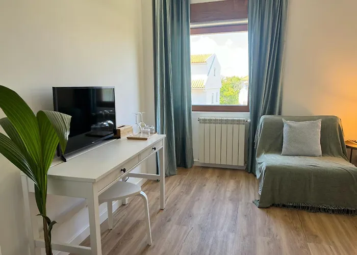 Aomo Art Space בית הארחה אוייראס