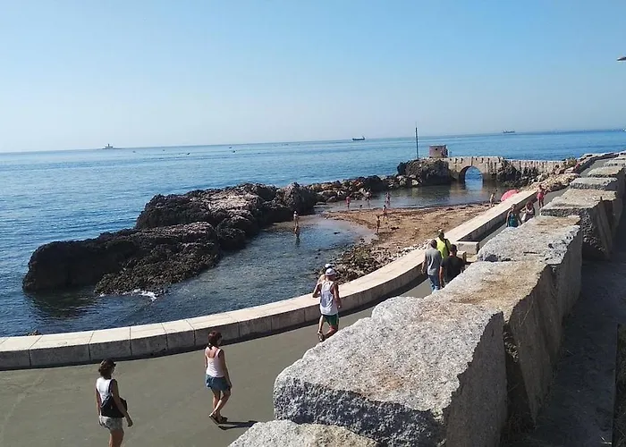 בית הארחה Aomo Art Space אוייראס