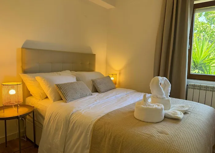 בית הארחה Aomo Art Space 4*