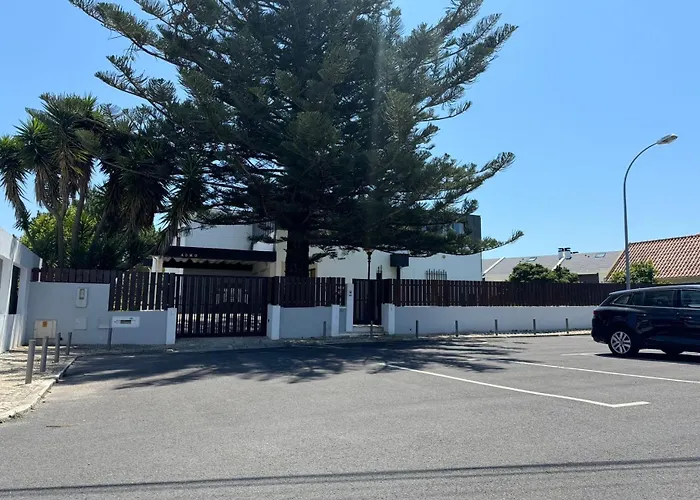 בית הארחה Aomo Art Space 4*